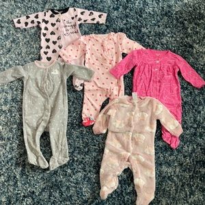 Bundle of 5 sleep & plays